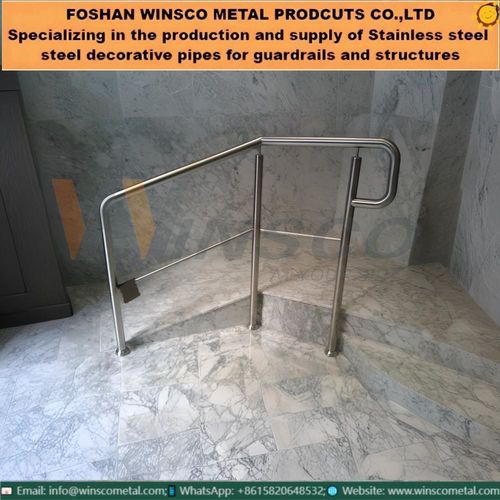 kasus perusahaan terbaru tentang Barandillas kuat, elegan dan dipersonalisasi dengan WinscoMetal!