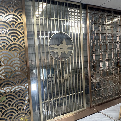 Partisi Layar Stainless Steel Arsitektur Pembagi Dinding Logam Custom Made