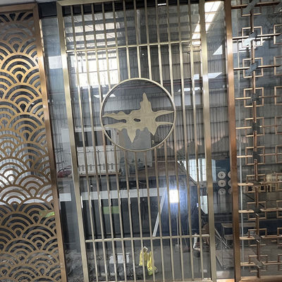 Partisi Layar Stainless Steel Arsitektur Pembagi Dinding Logam Custom Made