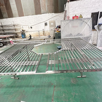 Panel Dinding Partisi Layar Stainless Steel Warna Primer Untuk Dekorasi Rumah