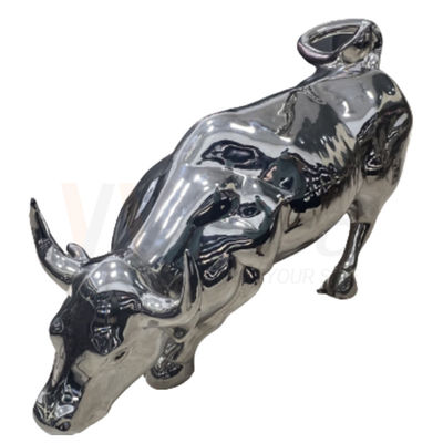 201 304 316 Patung Bentuk Sapi Fabrikasi Logam Stainless Steel Dengan Permukaan Cermin 8k