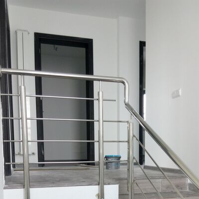 Siku Siku Pendek Stainless Steel SS201, SS304 & SS316 90° untuk Pipa Bulat 25,4–50,8mm