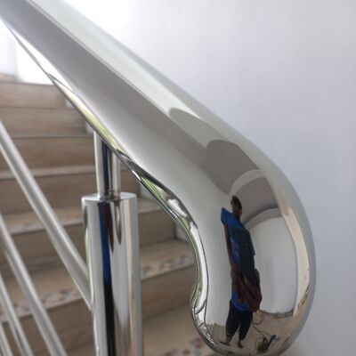 Fittings Balustrade Tangga Baja Berkualitas & Komponen Handrail Kaca