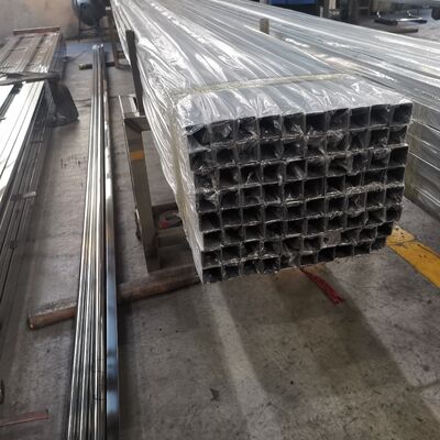 10×10mm sampai 200×200mm Stainless Steel Square & Tubes persegi panjang dengan ketebalan dinding 1,5-5,0mm untuk Konstruksi & Railing
