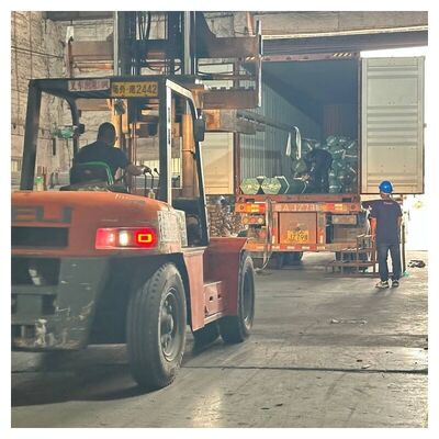 3'' OD 1.2mm-5.0mm Ketebalan Inoks Tabung Bulat SUS 201 304 316 Mirror Satin Finish 76.2mm Stainless Steel Pipe